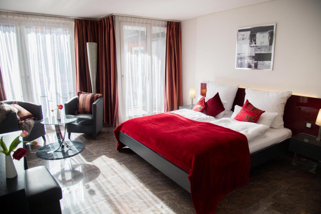 Trip Inn Kaiser Hotel & Restaurant Heidelberg-Schriesheim Bagian luar foto